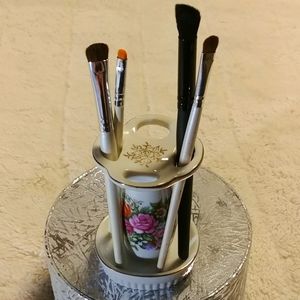 🎉2/$16 Vintage Floral Tooth Brush Makeup Holder Multi Purpose Japan